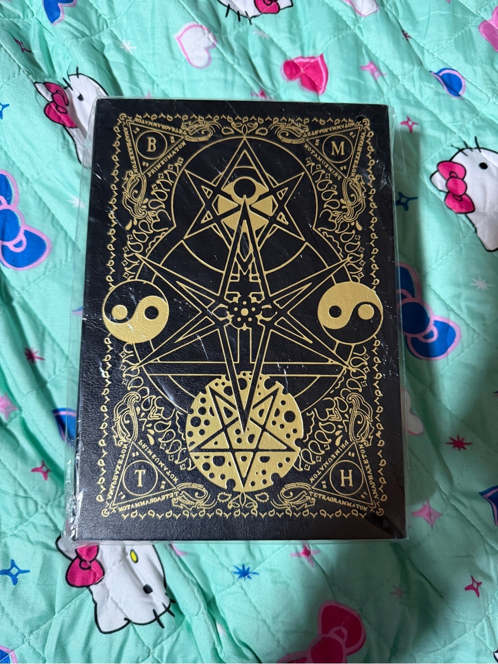 2025 VIP BMTH Tour book Box